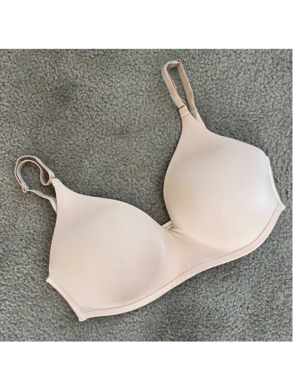 EUC Soma VANISHING 360 Wireless Bra in Pale Sand | Sz 34D